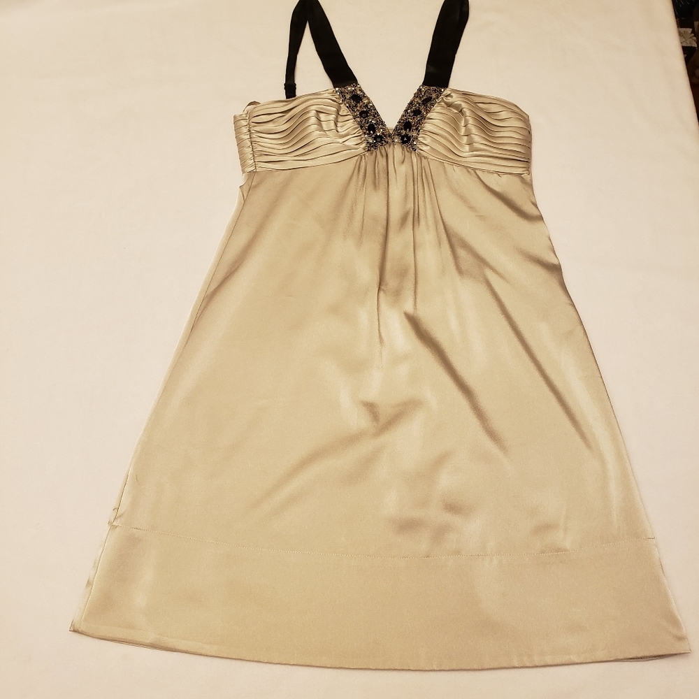 BCBG Beaded and Sequin Silk Dress Size 0P - Picture 6 of 15